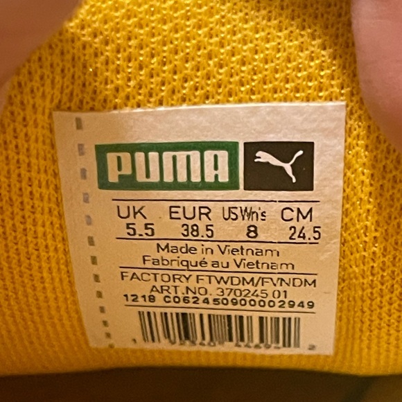 Puma Suede Embroidery Shoes - Picture 6 of 7